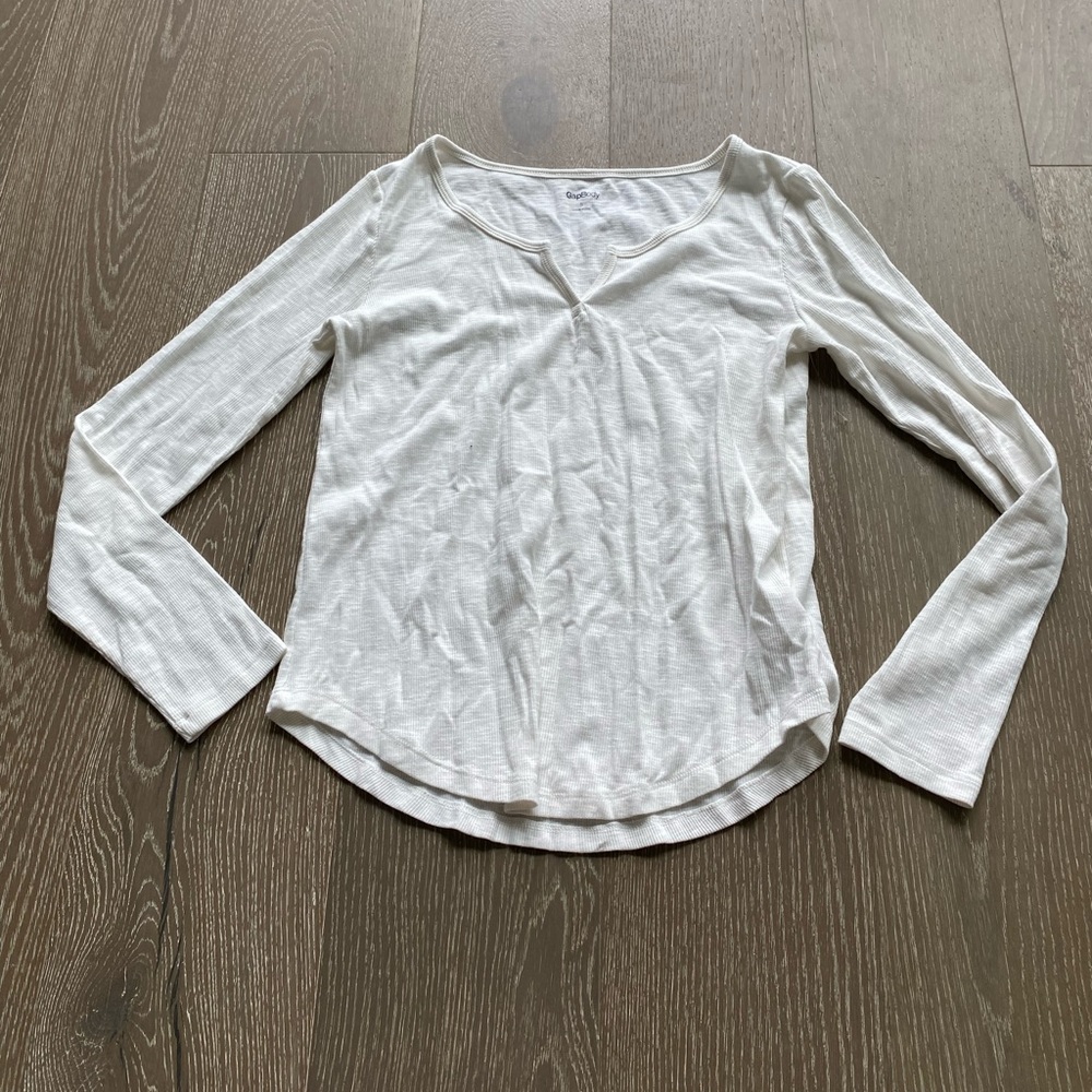Gap Body Canyon split neck ribbed long sleeve tee